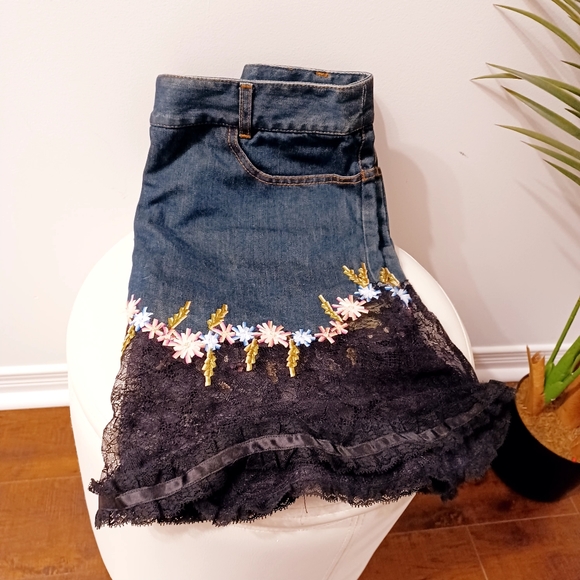 R.E.D. Valentino Denim Skirt New without tags - Picture 9 of 15